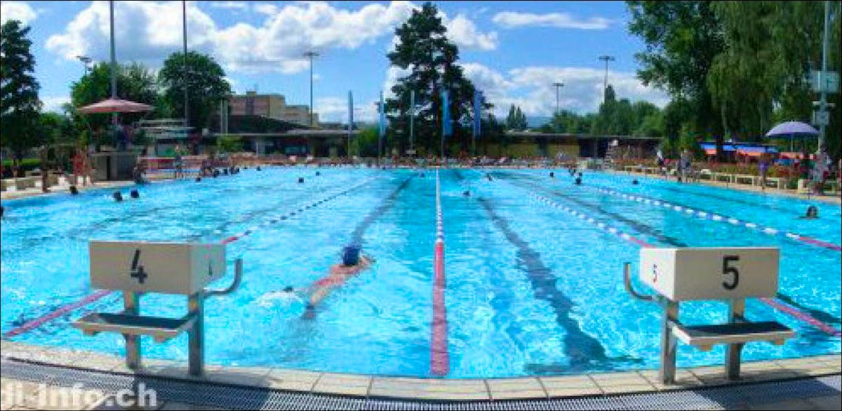 piscine carouge